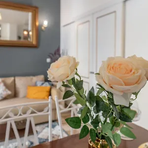 Main Street By Raspberry Cascade Apartment Distrikt Faro